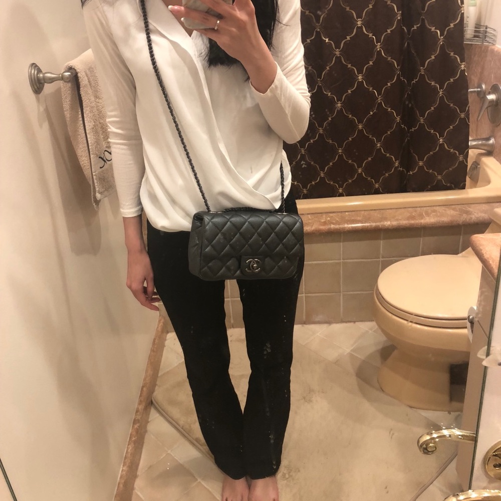Chanel mini flap bag - Picture 6 of 7